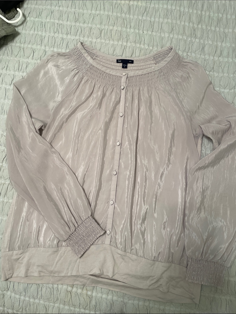 GAP Pale Blush Button-Front Satin-Look Blouse